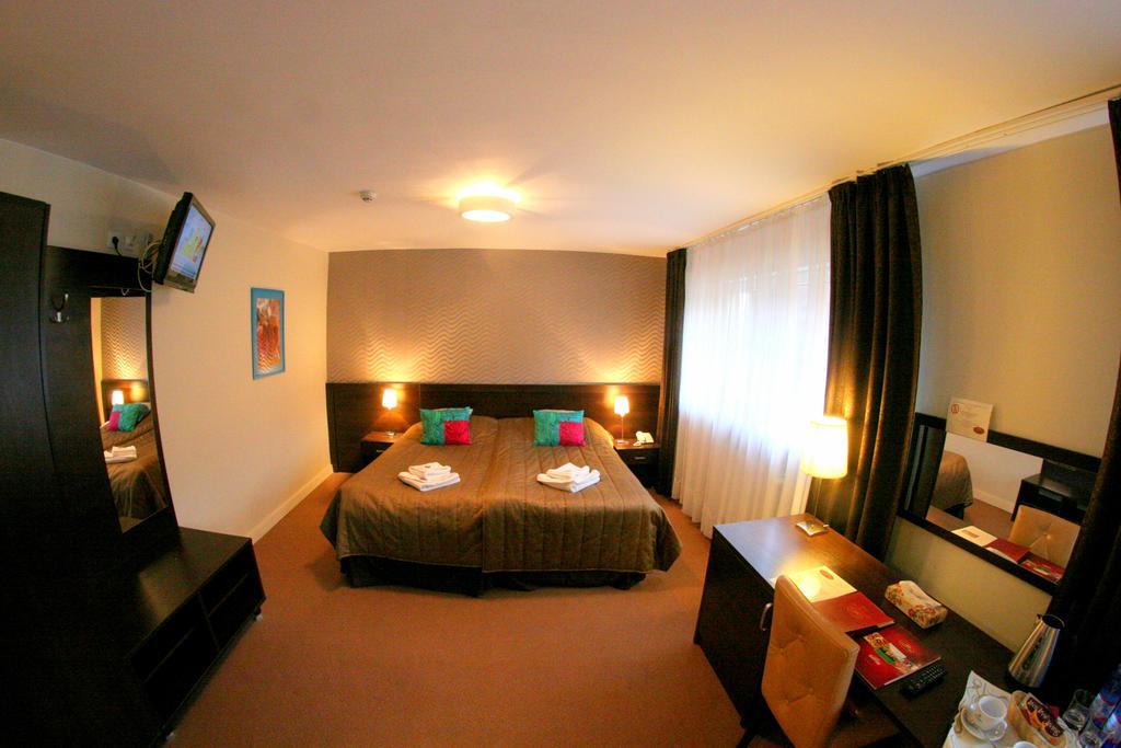 Hotel I Restauracja Zloty Las Номер фото